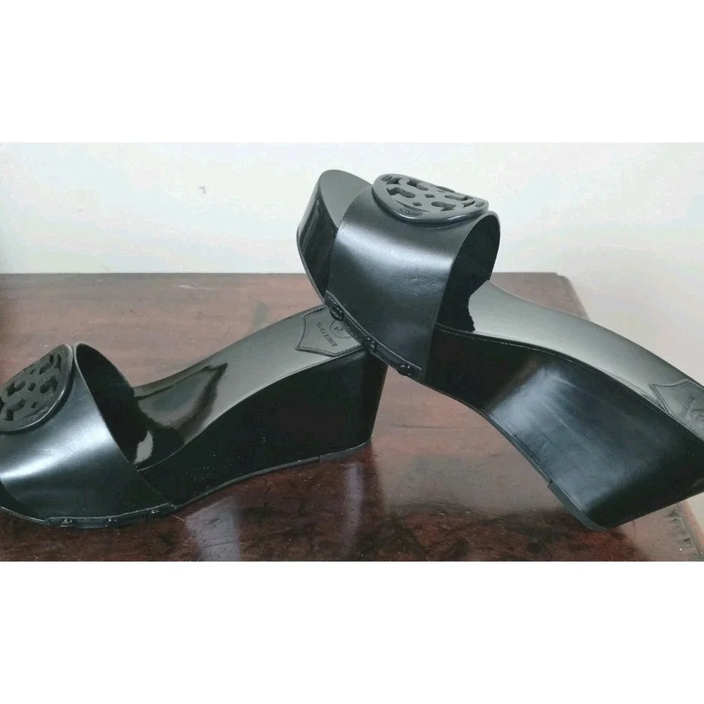 Tory Burch Black Leather Cutout Logo Wedge Clogs Sandals Size 7.5M
